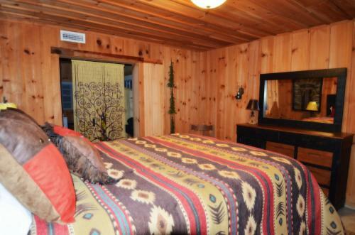 Huckleberry Inn 4 Bedroom
