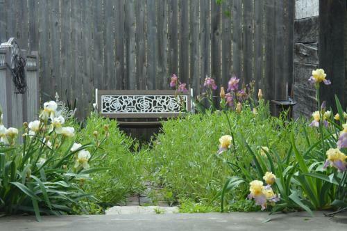 Carleton House Bed And Breakfast
