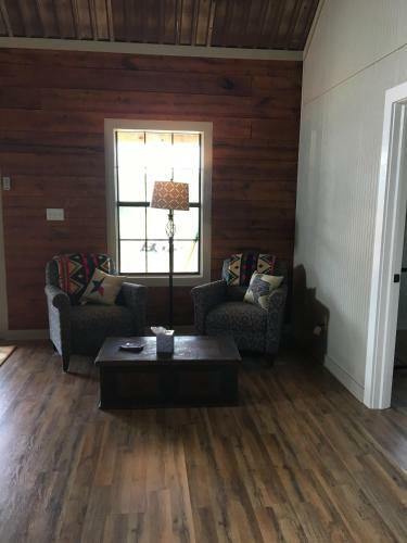 Saddle Creek Cabins