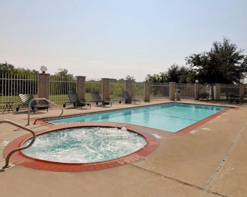 Hotel Comfort Suites Roanoke - Fort Worth North