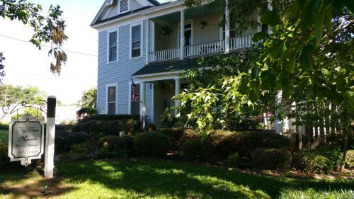 Bed & Breakfast Fig Tree Manor