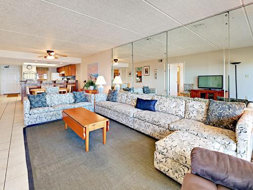 Apartamento 4400 Gulf Blvd Condo Unit 305