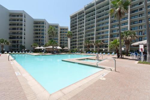 Apartamento 402 Padre Blvd (saida II #401)