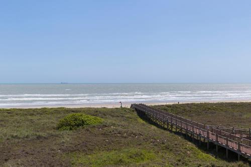 Apartamento 402 Padre Blvd (saida II #401)