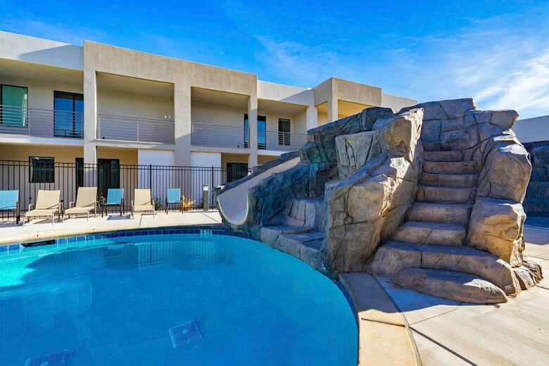 Paradise At The Lofts #32