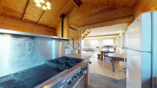 Canyonlands Lodging Wolf Springs Retreat