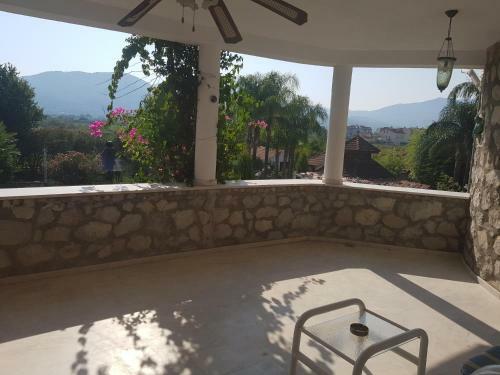 Hostal Romantik Villa Dalla