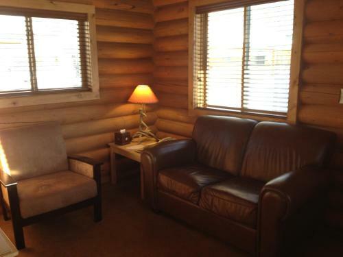 Lodge Flying Saddle Resort And Steak House