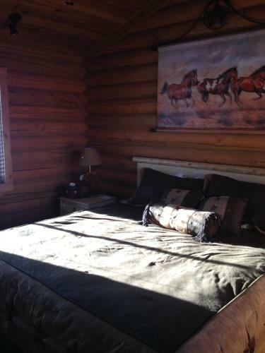 Lodge Flying Saddle Resort And Steak House