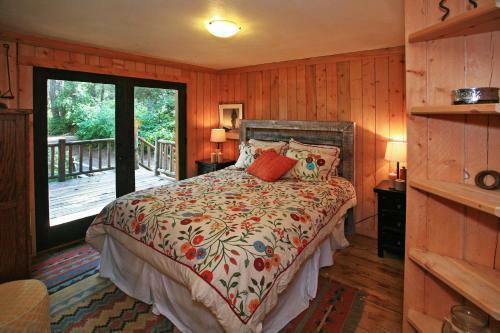 Conifer Creek Cabin
