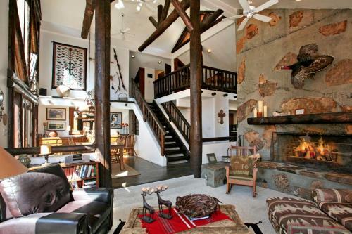 Aspen Ridge Cabin