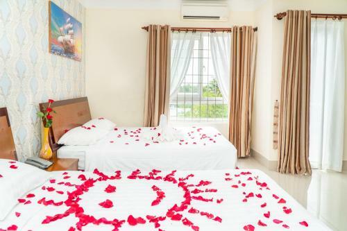 Sun & Sea Hotel