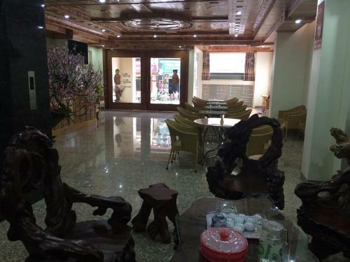 Saturday Hotel