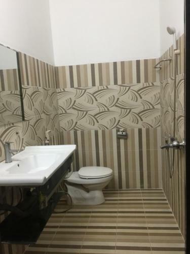 An Ng?c Linh Hotel