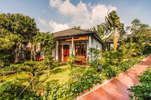 Hotel Palm Hill Resort