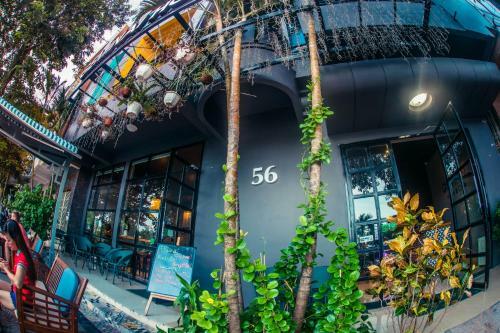 Geminai Hotel & Caf�