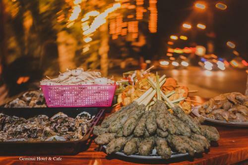Geminai Hotel & Caf�