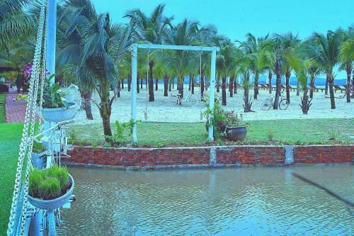 Hotel Chez Carole Beach Resort