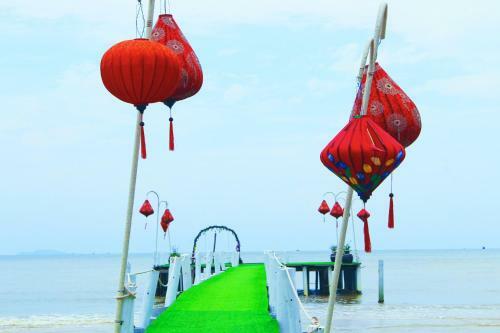 Hotel Chez Carole Beach Resort