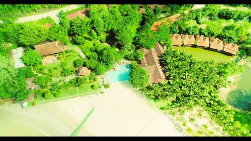 Hotel Chez Carole Beach Resort