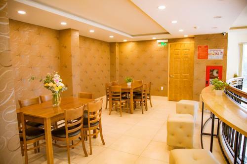 Huynh Duc 2 Hotel