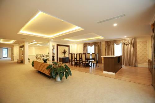 Hotel Muong Thanh Holiday Con Cuong