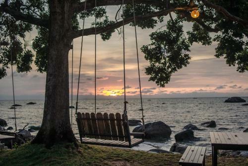 Hotel Rocks Beach Boutique Bungalows