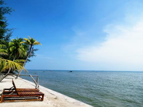 Hotel Kiki Coconut Beach Resort
