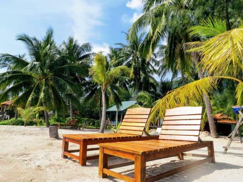 Hotel Kiki Coconut Beach Resort