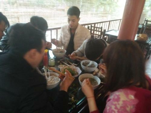 Hostal Cao Son Guesthouse & Restaurant