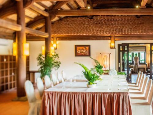 Hotel Emeralda Resort Ninh Binh