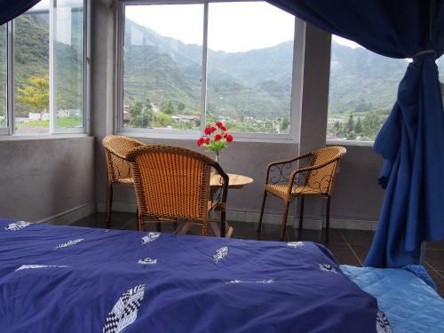 Hostal Little Yen's Homestay