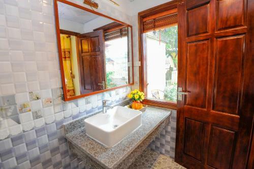 Tam Coc Cosiana Hotel
