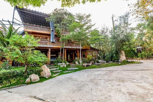 Hotel Oyo 164 Mely Wow Resort