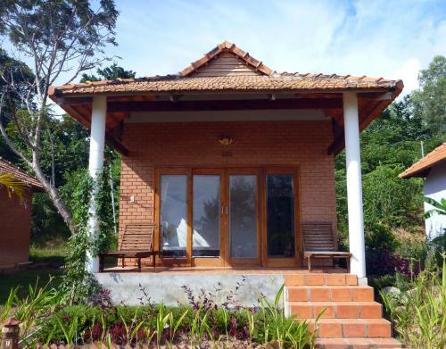 Hotel Vung Bau Resort