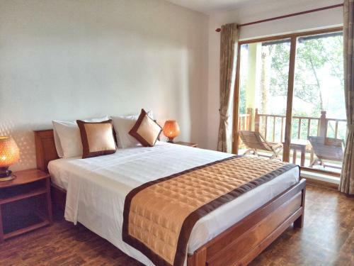 Hotel Ancarine Beach Resort