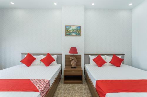 Oyo 1009 Capella Hotel