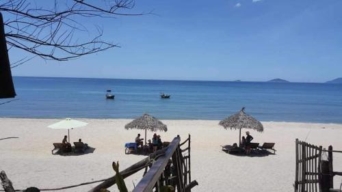 Nanu's Beach House