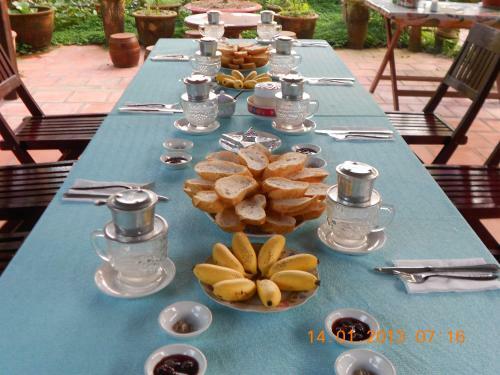 Bed & Breakfast Ba Linh Homestay