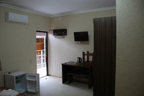 Hotel Pshandra