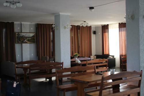 Hotel Pshandra