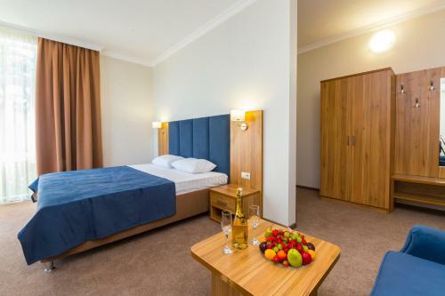 Zolotoy Yakor Hotel
