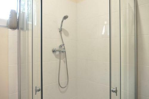 Hostal Anzor Guest House