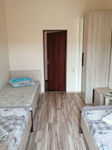 Hostal Guest House Mukhus