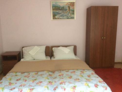 Hostal Guest House U Larisy
