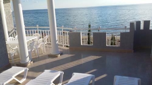 Mramorny Zamok Hotel