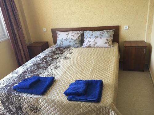 Hostal Dionisy Guest House