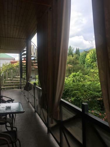 Hostal D'emil Guest House