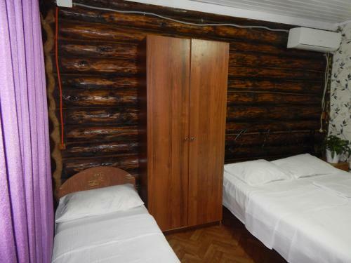 Hostal Otdykh U Tatyany Guest House