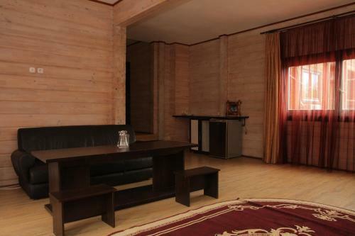 Griffon Hotel